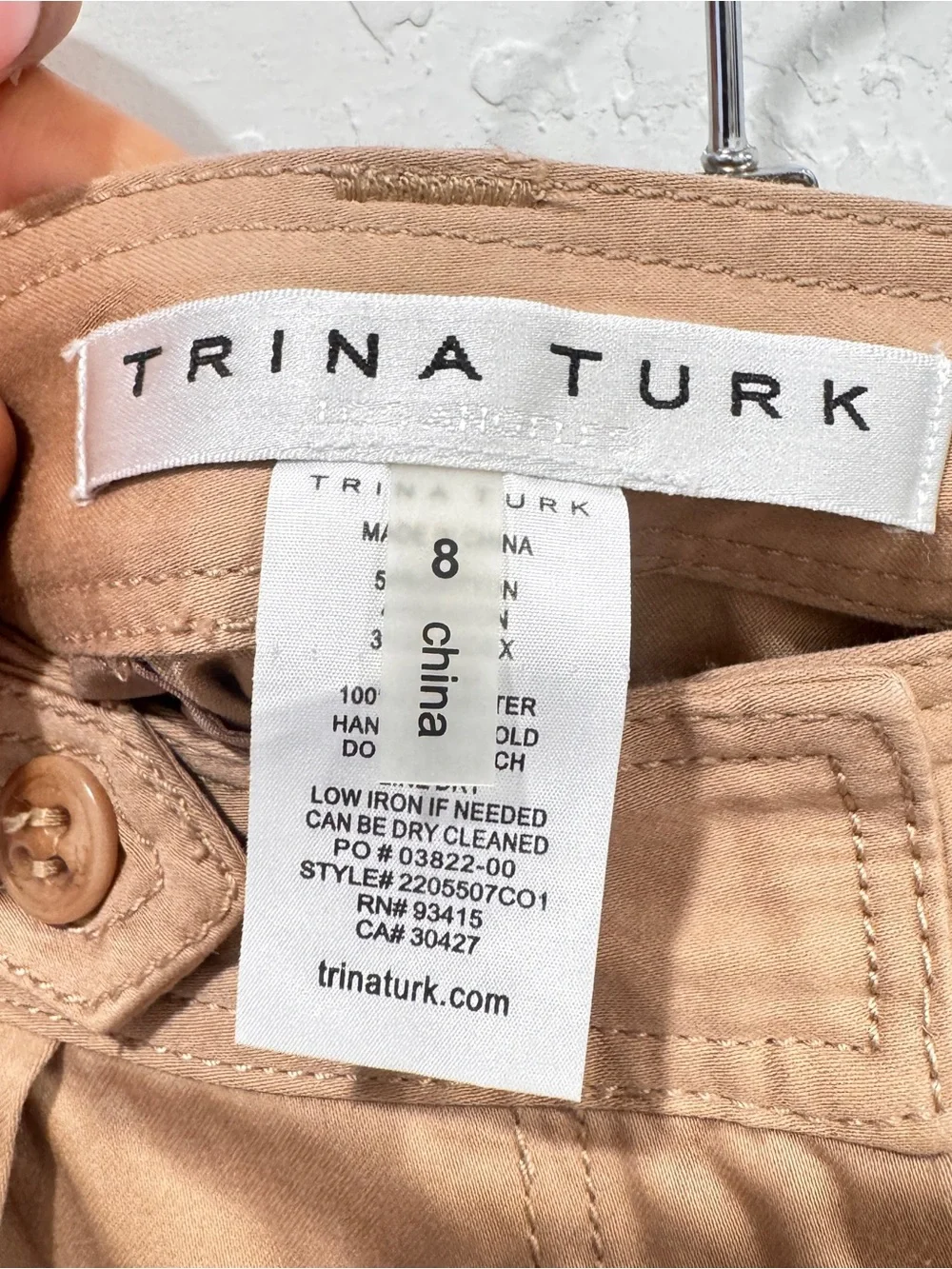 Trina Turk Beige Pleated Shorts Womens 8 Tan Old Money Quiet Luxury Summer